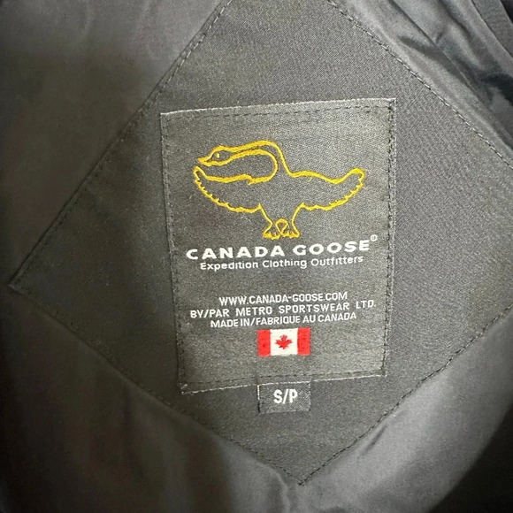 Canada Goose Black Parka Sz. S - Picture 5 of 6
